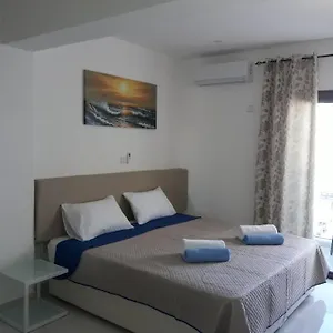 pl-hermes-studios-apartments.protaras-cy-hotels.com/